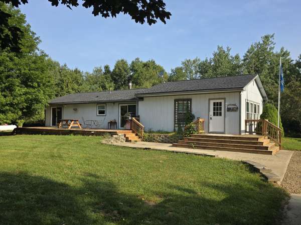 17755 Sharon Hollow Lane, Manchester, MI 48158