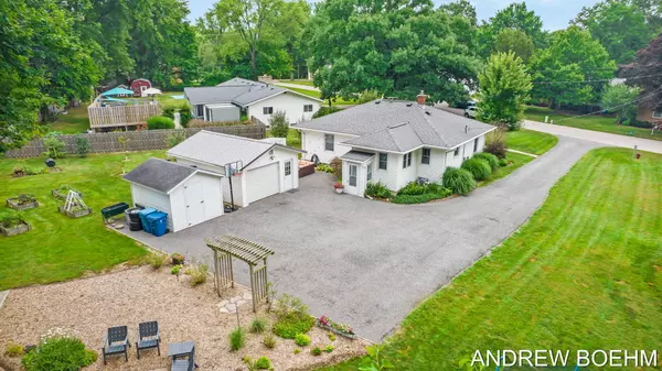 Coopersville, MI 49404,245 Lawton Lane