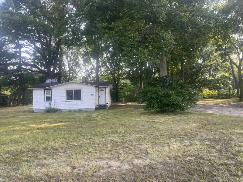 4356 Airline Road, Norton Shores, MI 49444