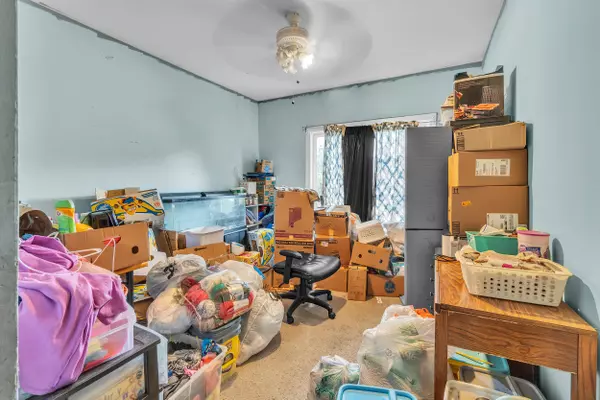 Trenton, MI 48183,418 Saint Joseph Street