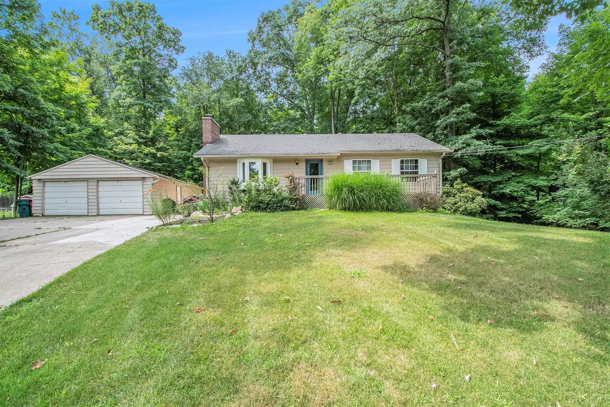 Alto, MI 49302,6505 Thornapple River SE Drive