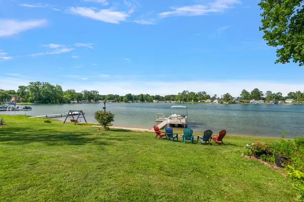 Dowagiac, MI 49047,25030 Lake Shore Drive