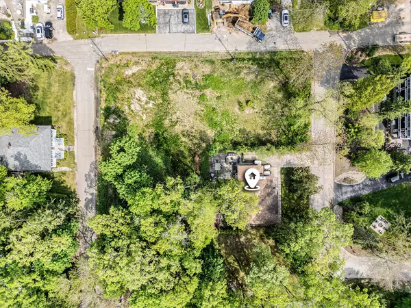 New Buffalo, MI 49117,1 Lake View Avenue