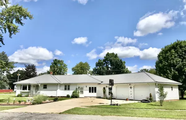 501 Heath Avenue, White Pigeon, MI 49099