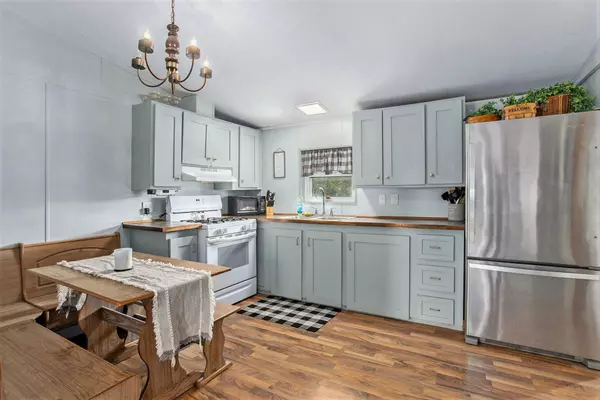 Athens, MI 49011,1996 V Drive South