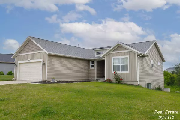 Middleville, MI 49333,915 Green Meadows Drive