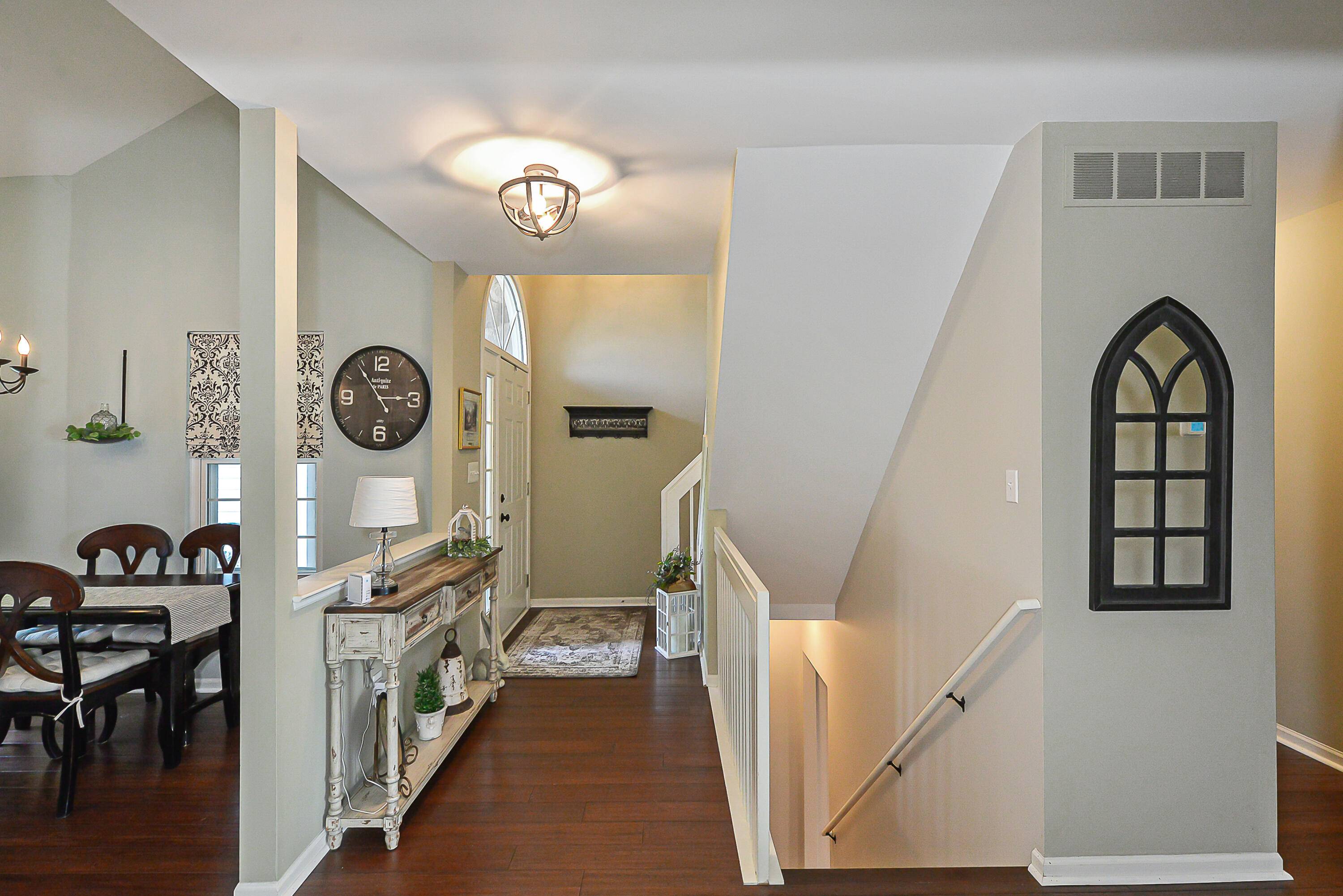 South Lyon, MI 48178,889 Knollwood Circle