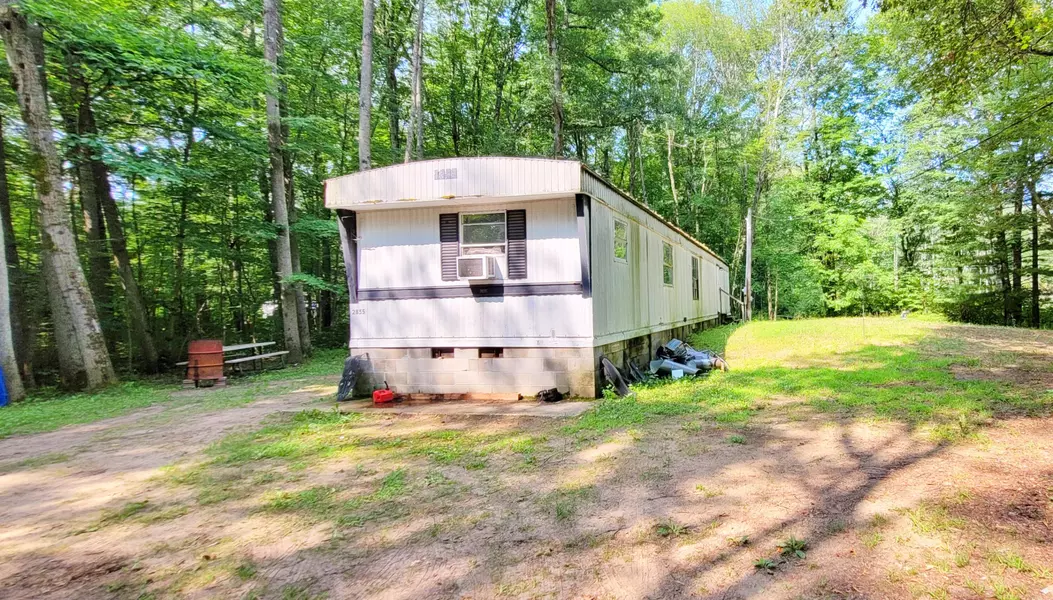 2855 3rd Street, White Cloud, MI 49349