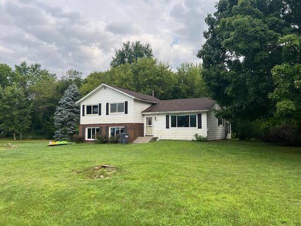 Bangor, MI 49013,56954 Appleblossom Drive