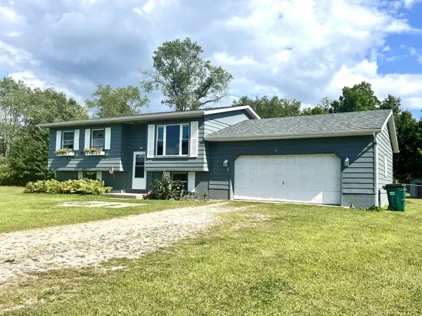 Twin Lake, MI 49457,3580 Holton Road