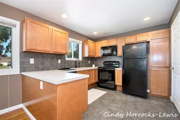 Grand Rapids, MI 49506,2734 Abigail SE Street