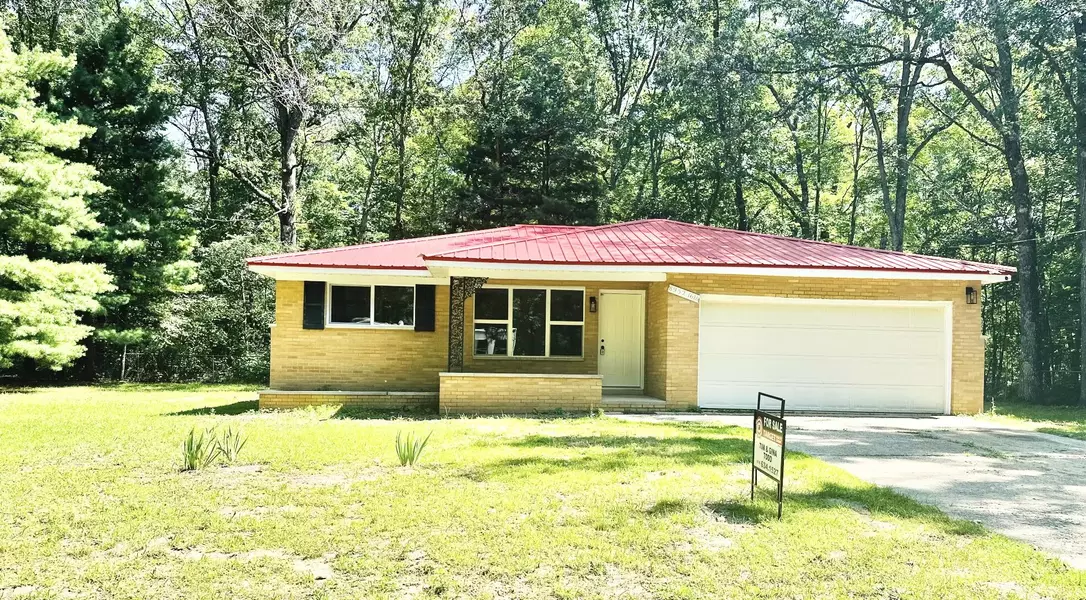8952 N 16th Avenue, Bitely, MI 49309