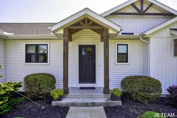 Douglas, MI 49406,351 Parkside Lane