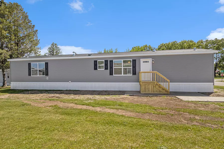 69205 Garver Lake Road #58, Edwardsburg, MI 49112