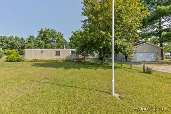 Greenville, MI 48838,12355 14 Mile NE Road