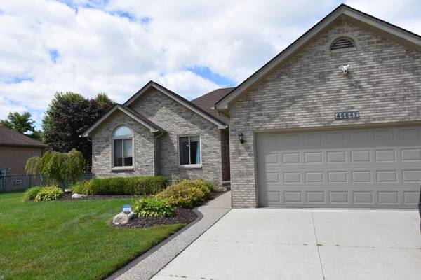 46847 Putnam Court, Chesterfield, MI 48047