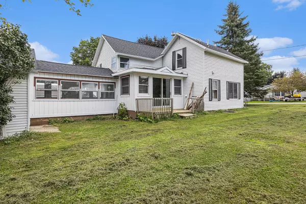 Kent City, MI 49330,77 2nd S Street