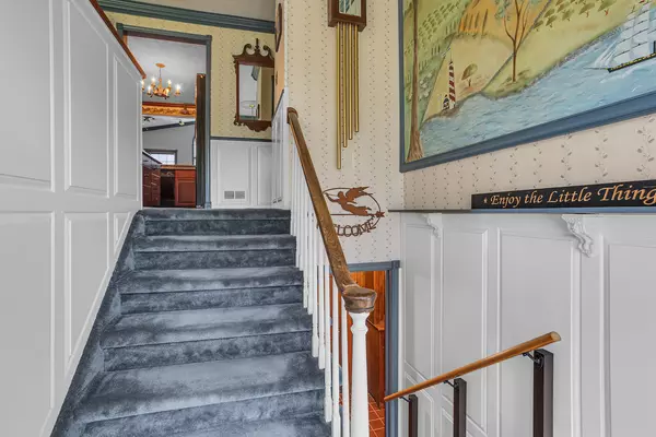 Jackson, MI 49201,1114 S Green Acres Road