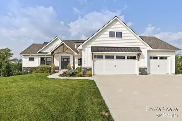 12790 Ridgedale Drive, Allendale, MI 49401