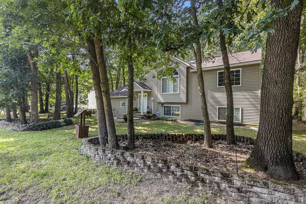 Howard City, MI 49329,8110 Indian Shores Drive
