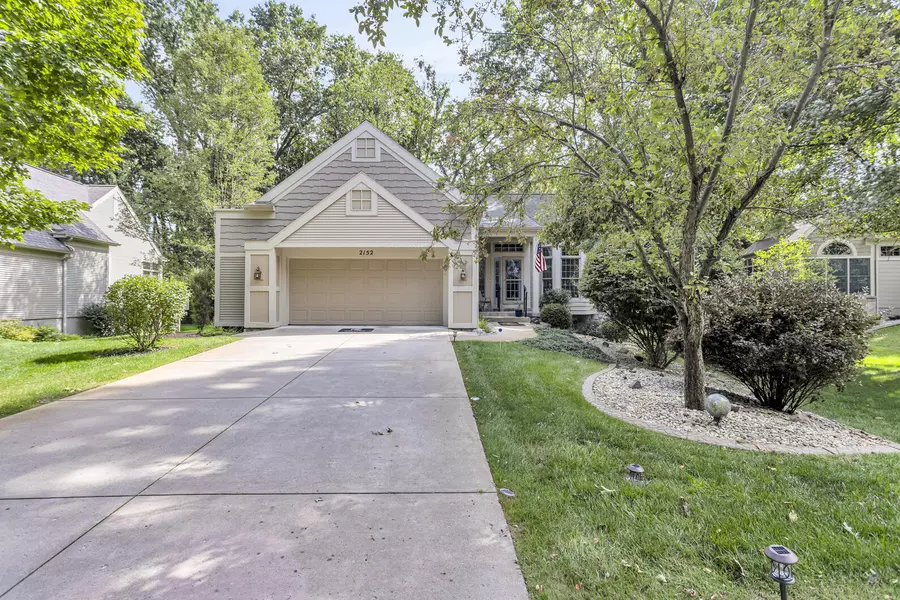 2152 Lake Wood Drive, Jackson, MI 49203