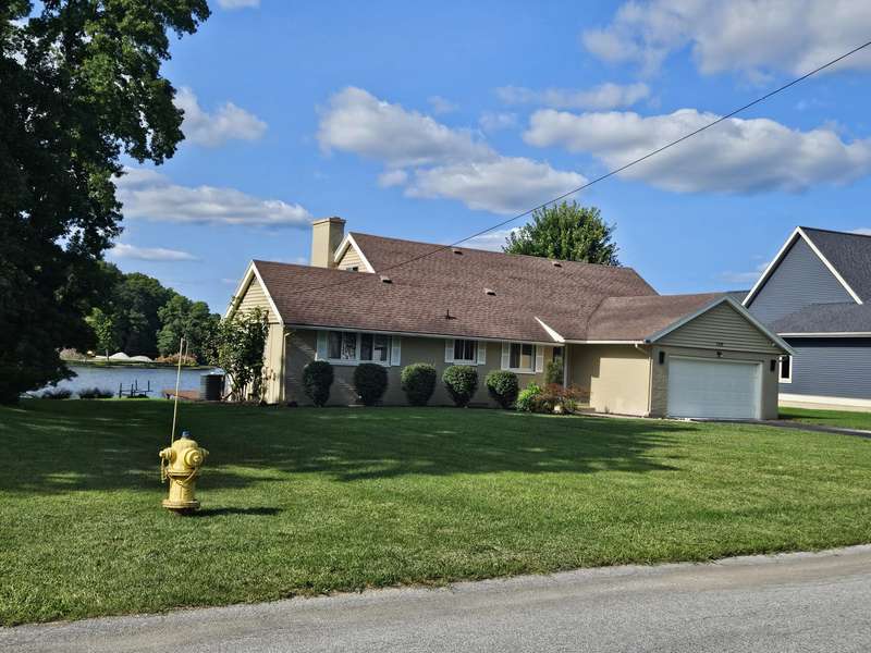 7335 Driftwood SE Drive, Ada, MI 49301