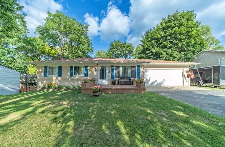 683 Birmingham Avenue, Lake Orion, MI 48362