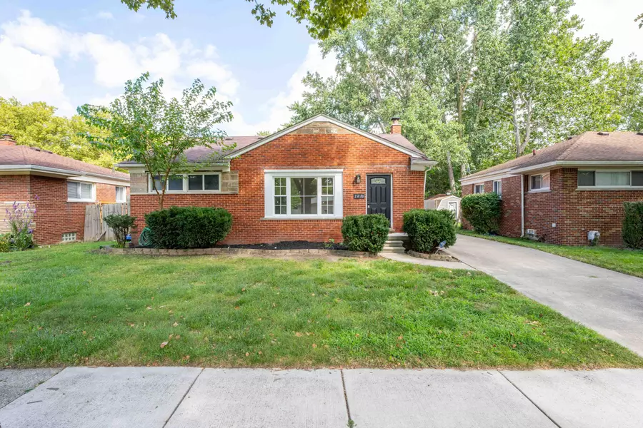 21820 Kipling Street, Oak Park, MI 48237