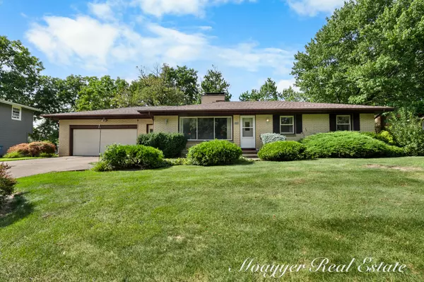 3851 Kirkshire SE Drive, Grand Rapids, MI 49508