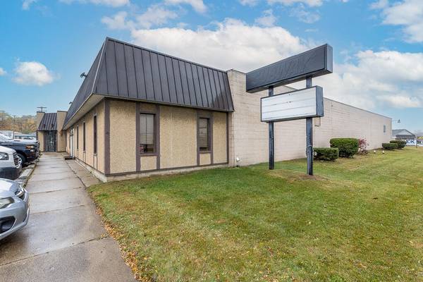 2044 S Cooper Street, Jackson, MI 49203