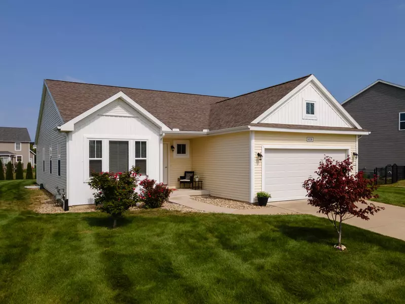 6038 Racine Drive, Stevensville, MI 49127