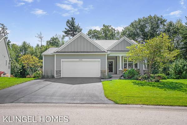 12604 Retreat Drive, Grand Haven, MI 49417