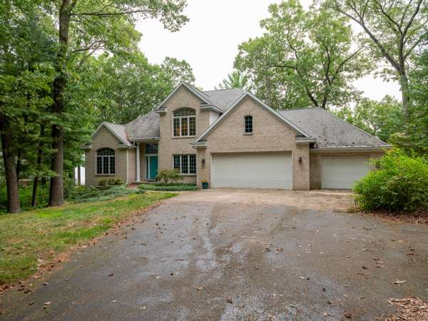 4121 Wildwood Drive, Allegan, MI 49010