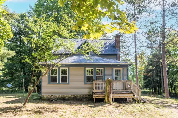 Evart, MI 49631,7904 90th Avenue