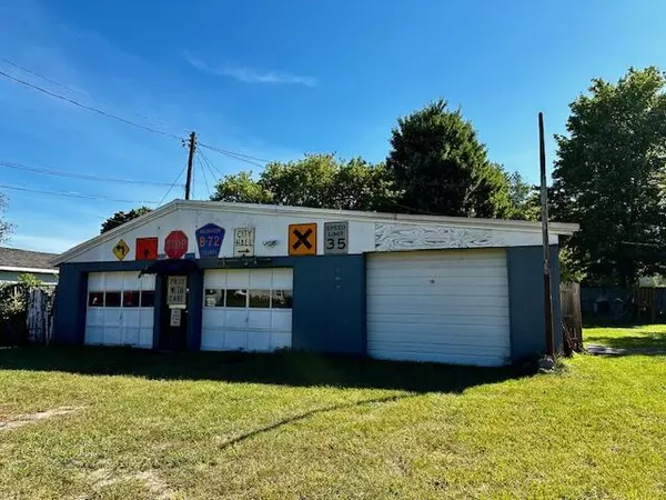 Hesperia, MI 49421,123 N Elm Street