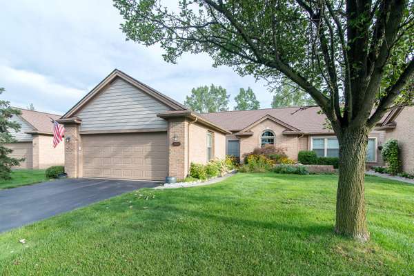 4855 Lone Oak Court, Ann Arbor, MI 48108