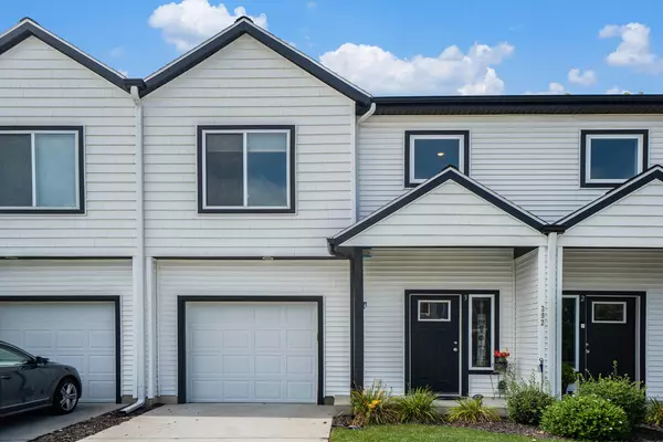 392 Harbor Town Court #3, Holland, MI 49423