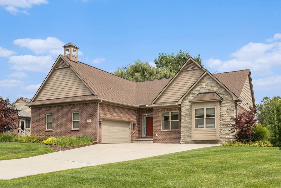 2307 Quaker Ridge Drive, Ann Arbor, MI 48108