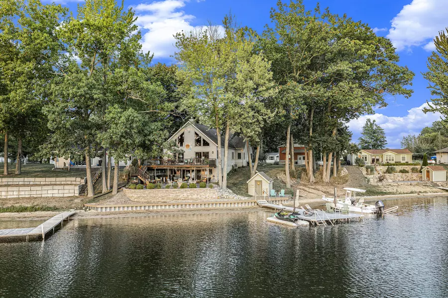 5327 S Eden Lake Road, Custer, MI 49405