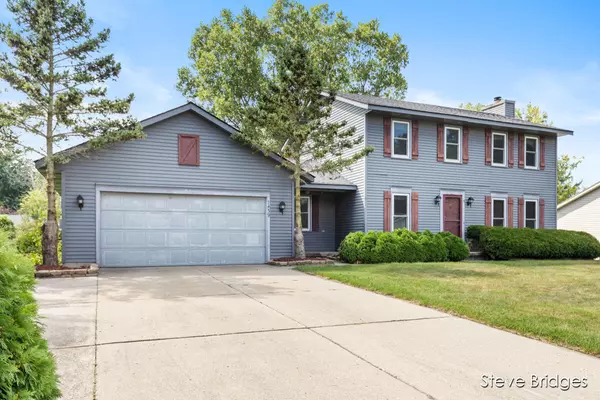 7439 Pheasant Run Drive, Hudsonville, MI 49426