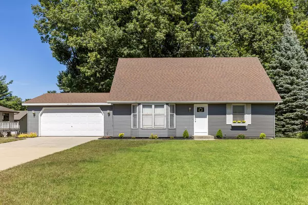 6475 Huntington Drive, Holland, MI 49423