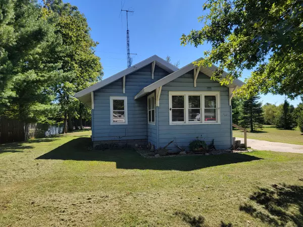 723 E Main Street, Sturgis, MI 49091