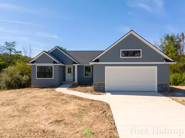 2966 Norway Pine SE Drive, Kentwood, MI 49512