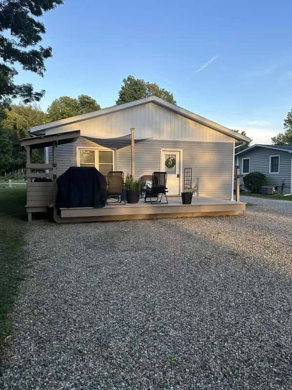 Jonesville, MI 49250,439 Wright Street