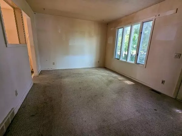 Lansing, MI 48911,2114 W Miller Road
