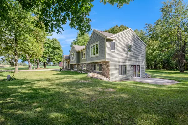 Greenville, MI 48838,8415 W Holland Lake Road