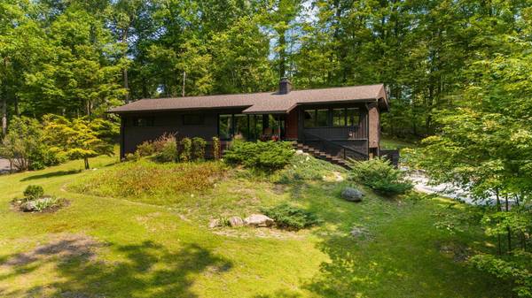 4120 Woodland Drive, Ann Arbor, MI 48103