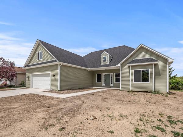 8584 Cobblestone Drive, Newport, MI 48166