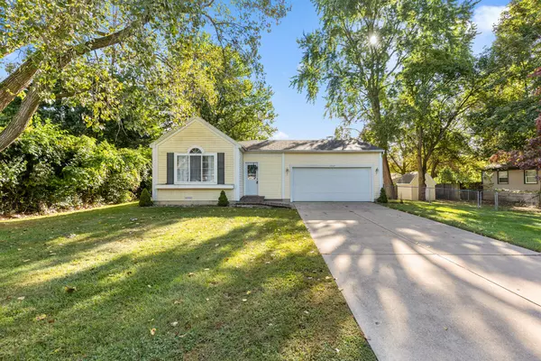 1432 Benning NW Avenue, Grand Rapids, MI 49504