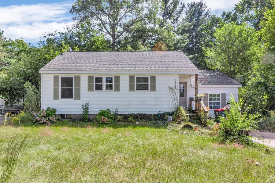 2558 Holton Road, Muskegon, MI 49445